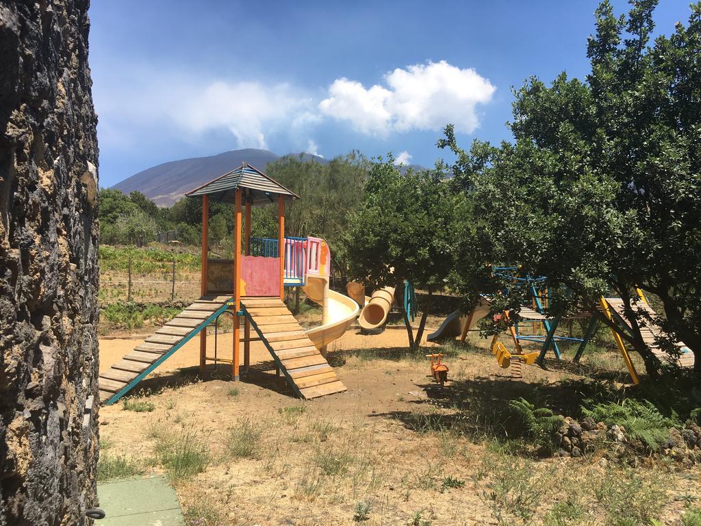 Il Frutteto Di Efesto Villa Biancavilla Exteriör bild